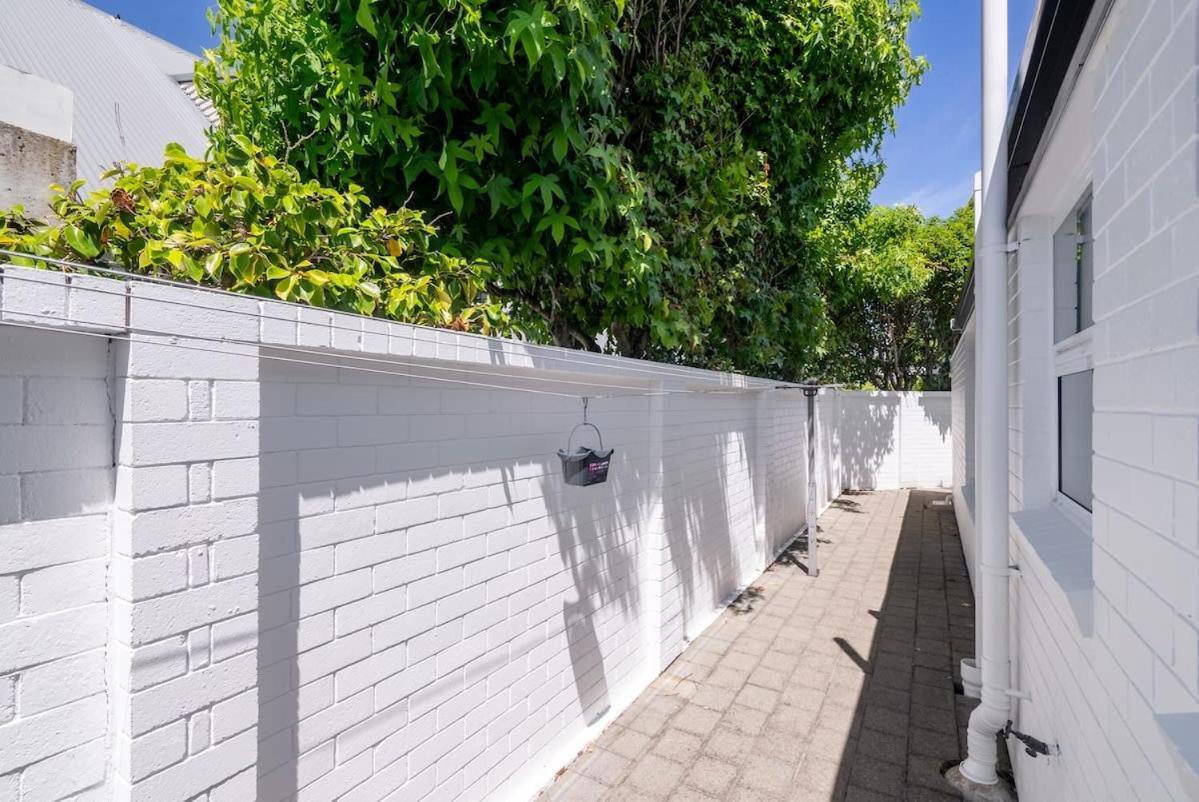 Holiday home Kaleido Nook Enchanting 3br Magic On Rugby Street *