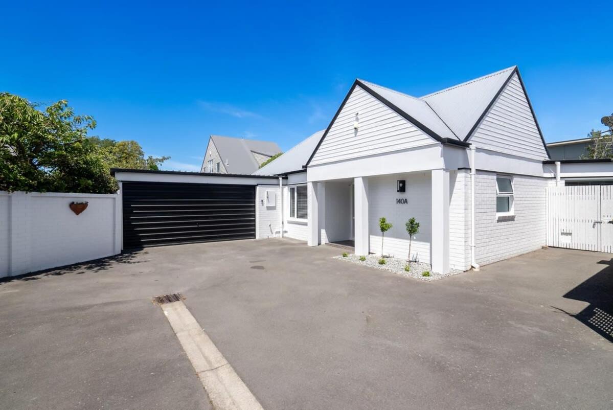 Kaleido Nook Enchanting 3br Magic On Rugby Street Christchurch