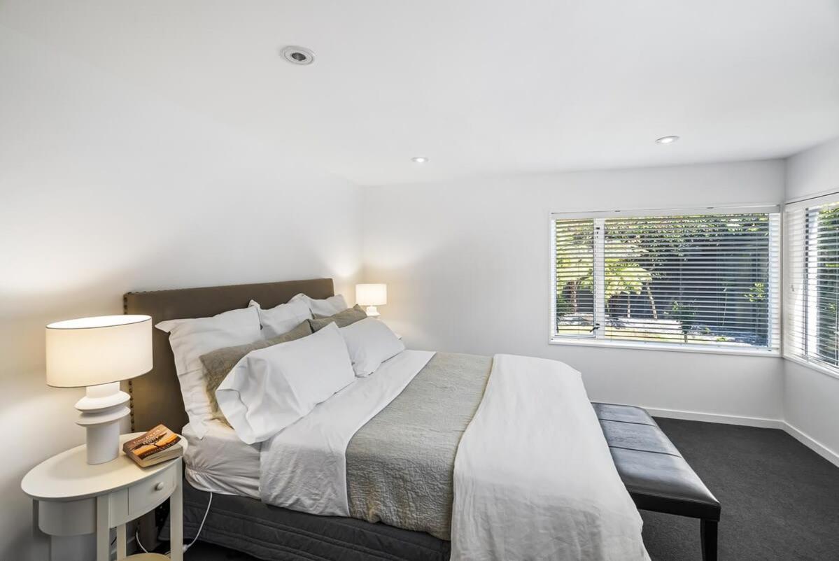 Kaleido Nook Enchanting 3br Magic On Rugby Street Christchurch