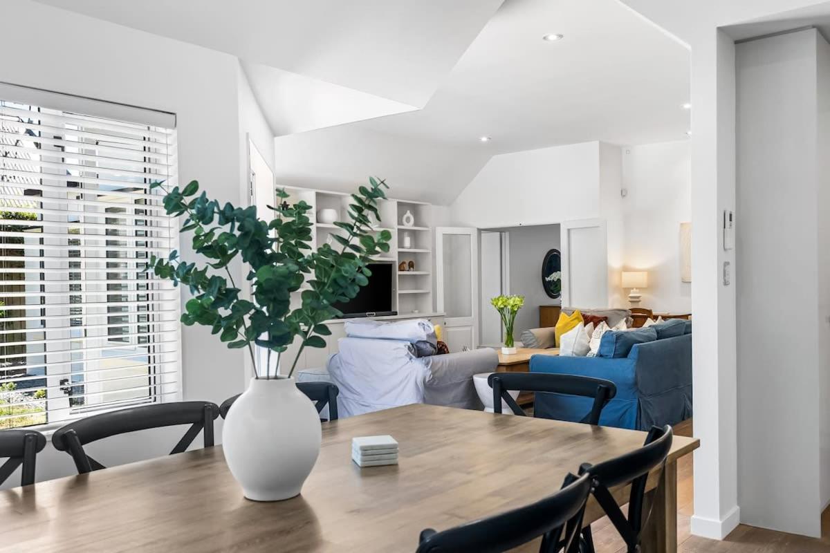 Kaleido Nook Enchanting 3br Magic On Rugby Street Holiday home Christchurch