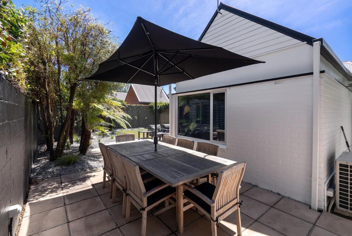 Holiday home Kaleido Nook Enchanting 3br Magic On Rugby Street *